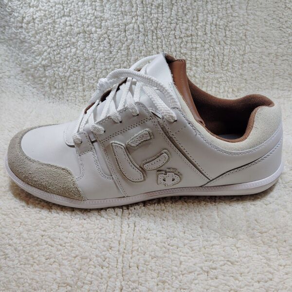 via SANGACIO × BRANDALISED バンクシーコラボスニーカー