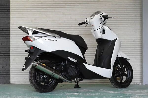 SALE 新品商品 即納Realize ホンダ リード125 (JF45) バイクマフラー 22Racing SUS