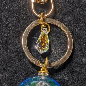【No.310】蒼空玉レジンキーホルダー ハンドメイド 三日月 雲玉 スワロフスキー 25mm球