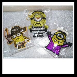 【コメント必須】ミニオン ミニオンズ キラキラキーホルダー セット