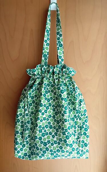 ハンドメイド 大きめ巾着トートバッグ グリーン系花柄