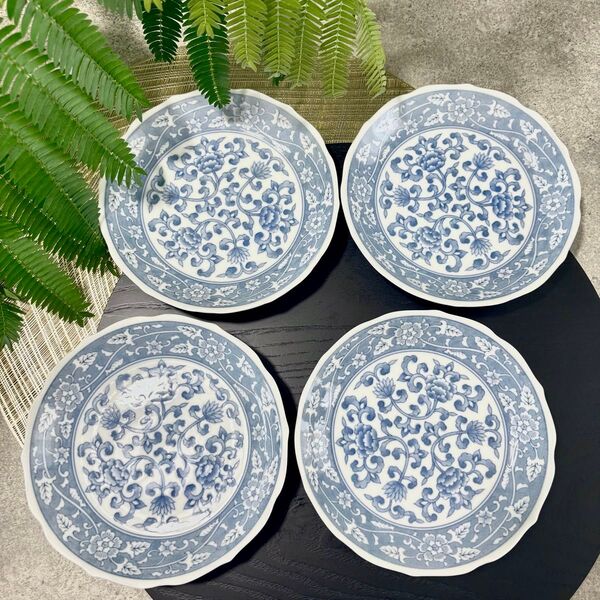 16cm皿 4枚セット 骨董品 唐草 花柄 和食器 古道具 水色 ブルー 白 丸 中皿 皿 食器 プレート
