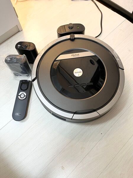 「ルンバ870+バーチャルウォール2個+リモコン付|高性能ロボット掃除機セット【未使用品含む】」 アイロボット