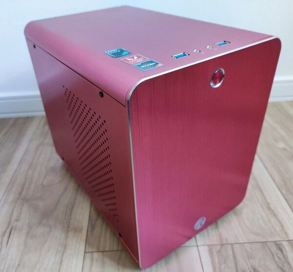 【値下げ中】RAIJINTEK METIS MiniITX PCケース レッド