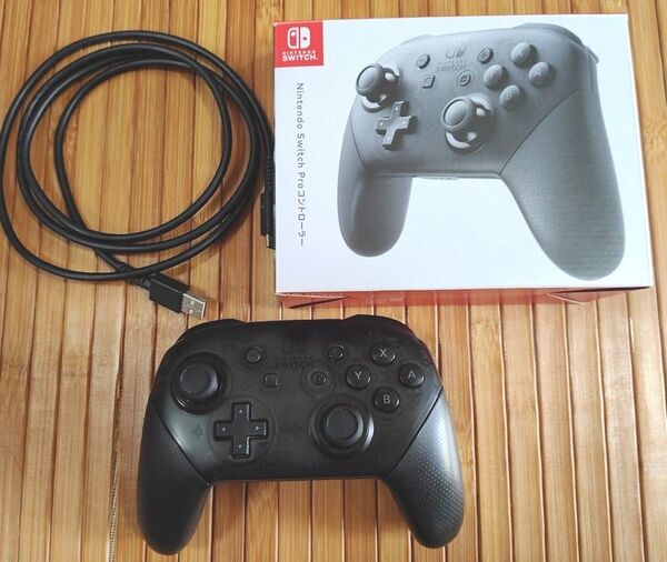 Nintendo Switch Proコントローラー ニンテンドースイッチ 純正プロコン 箱 充電ケーブル付き