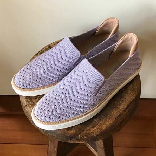 新品 日本未発売色 ☆ UGG サミー シェブロン メタリック スリッポン