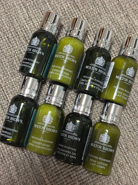 MOLTON BROWN モルトンブラウン トラベルキット サンプル 試供品 バス用品 旅行 出張 温泉 お泊まり 高級