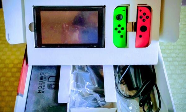ニンテンドースイッチ本体 Nintendo Switch