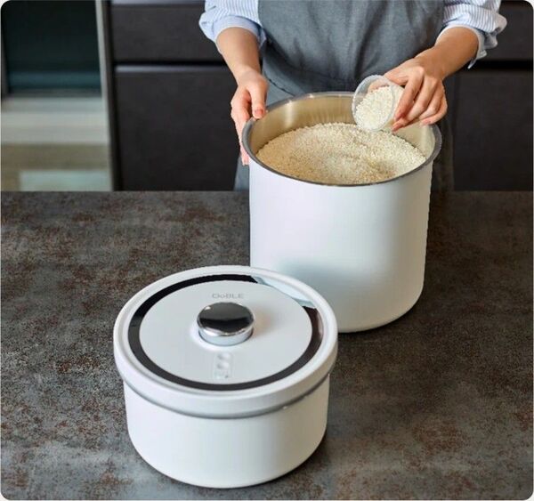 ☆新品未使用☆OoBLE mini 真空保存容器 6.5L 米びつ オーブルミニ