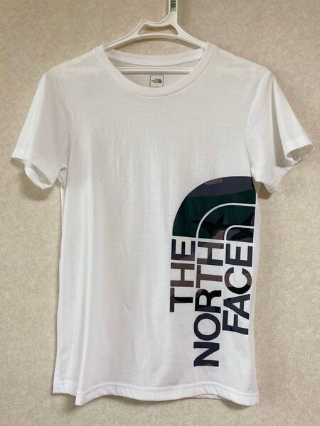 THE NORTH FACE ザ・ノースフェイス カモバードロゴティー 縦ロゴ S 半袖Tシャツ 白 アウトドア