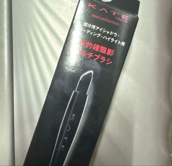 簡易包装にご理解賜りますようお願いします ケイト マルチアイライナーブラシ 1個 カネボウ化粧品