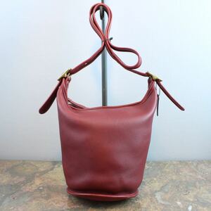 OLD COACH BACKET TYPE LEATHER SHOULDER BAG MADE IN USA/ Old Coach bucket type leather shoulder bag 