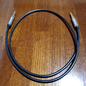 【ほぼ新品】Amazon Basics 3.5mm オーディオケーブル 0.6m