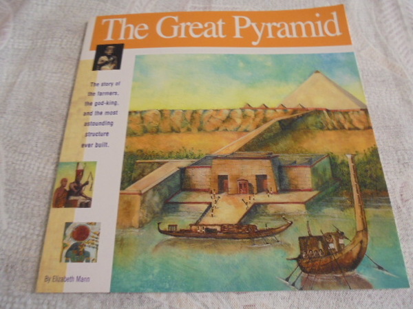洋書The Great Pyramid　偉大なピラミッド　ピラミッド建造　人々の物語　ファラオの繁栄　エジプト