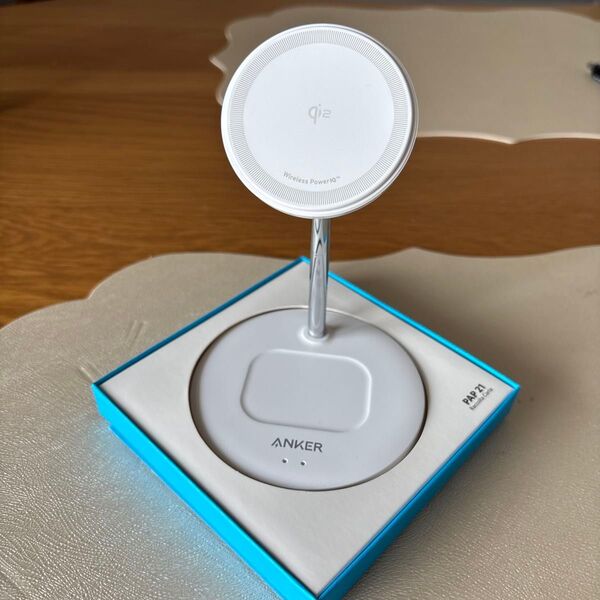 アンカーマグネット式ワイヤレス充電対応2in1スタンド MagSafe充電器