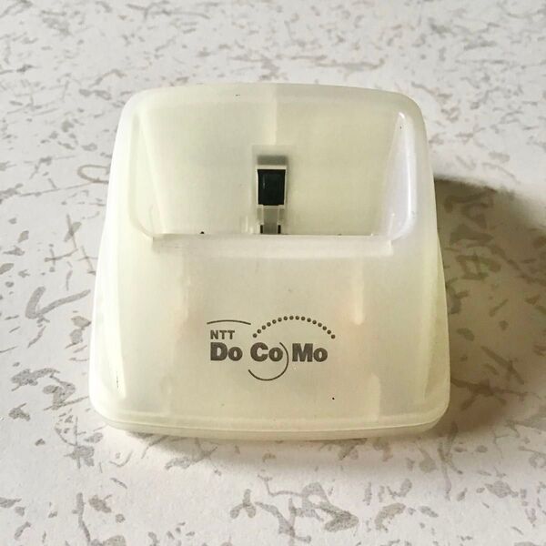NTTドコモ 卓上ホルダのみ P011 docomo P503i Panasonic 携帯電話 ガラケー