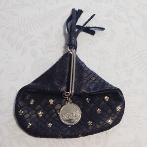 イタリア製 三角形コインケース 天然革レザー 未使用