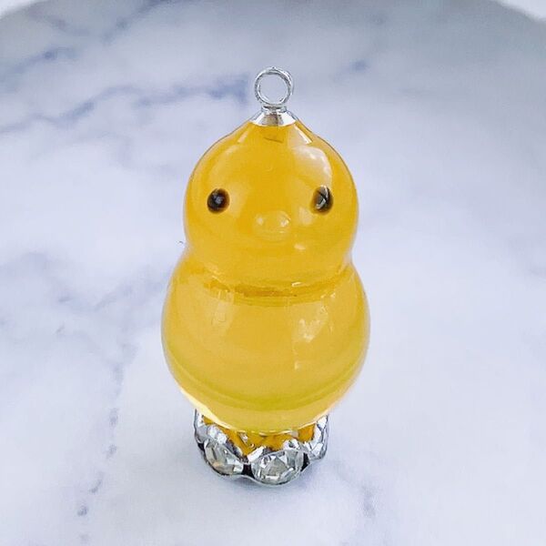 ネックレス ひよこ 鳥 小鳥 トリ ヒヨコ とり 立体 動物 レジン 一点物 ハンドメイド アクセサリー ペンダント キーホルダー