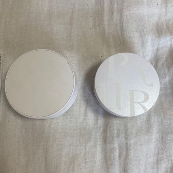 ByUR セラムフィット フルカバー グロークッション&ルースパウダー