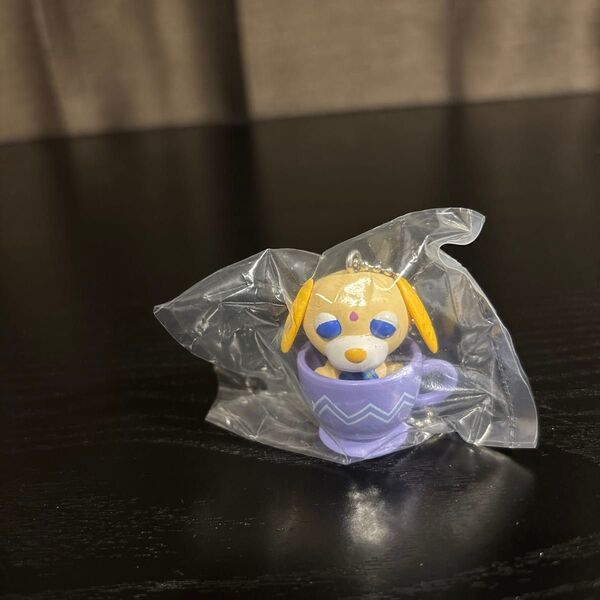 お茶犬 カップinフィギュアマスコット チャイ紅茶犬 新品未使用