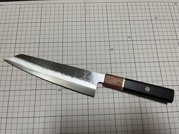 切付 牛刀 包丁 槌目 八角ハンドル ステンレス 20cm 新品
