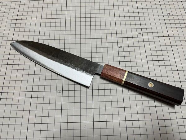 三徳 包丁 槌目 八角ハンドル ステンレス 17cm 新品