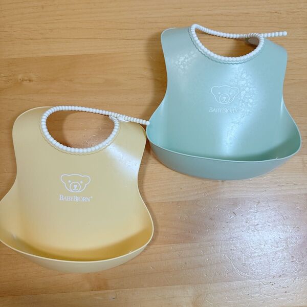 ベビービョルン スタイ イエロー グリーン お食事エプロン ベビー用品 離乳食