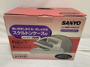 未使用品 三洋 SANYO A-LA1(P) コードレススチームアイロン チタンコート 2000年製 ジャンク扱い t509180111