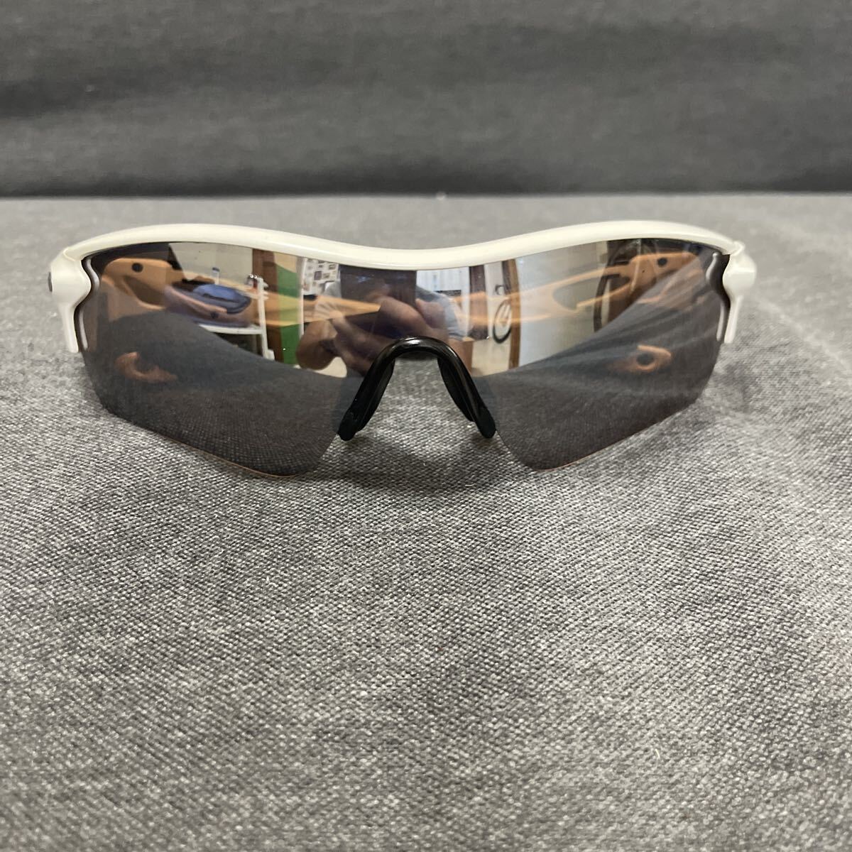 【中古美品】Oakley オークリー スポーツサングラス グレー系 2025年最新】Yahoo!オークション - セル、プラスチックフレーム