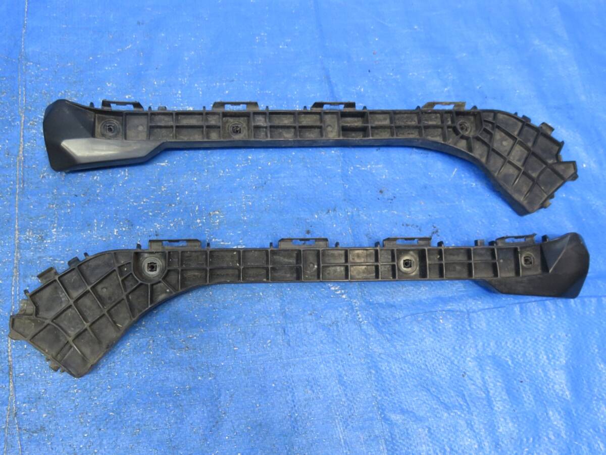 mmmmmk30プリウス　純正　前期　後期ZVW30 リアバンパー auto-parts-jp_g77-8