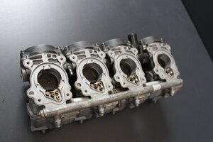 CBR250RR(MC22) 純正キャブレター!