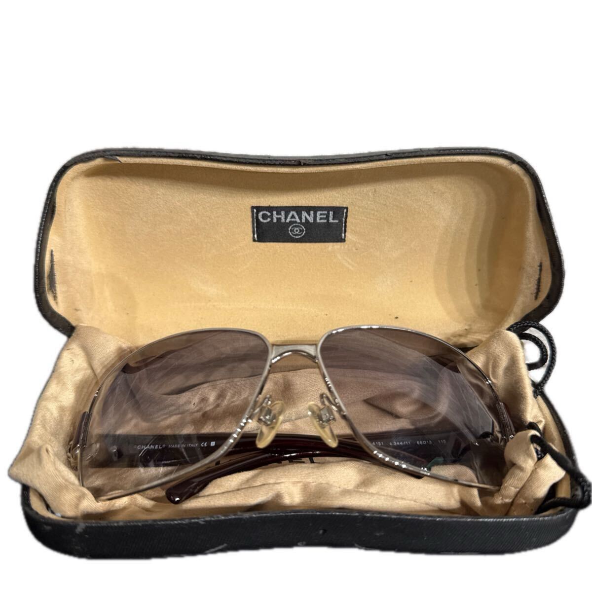 シャネルサングラスパール ココマーク/ ブラウン ケース・ギャランティカード付き シャネルサングラスパール ココマーク/ ブラウン ケース