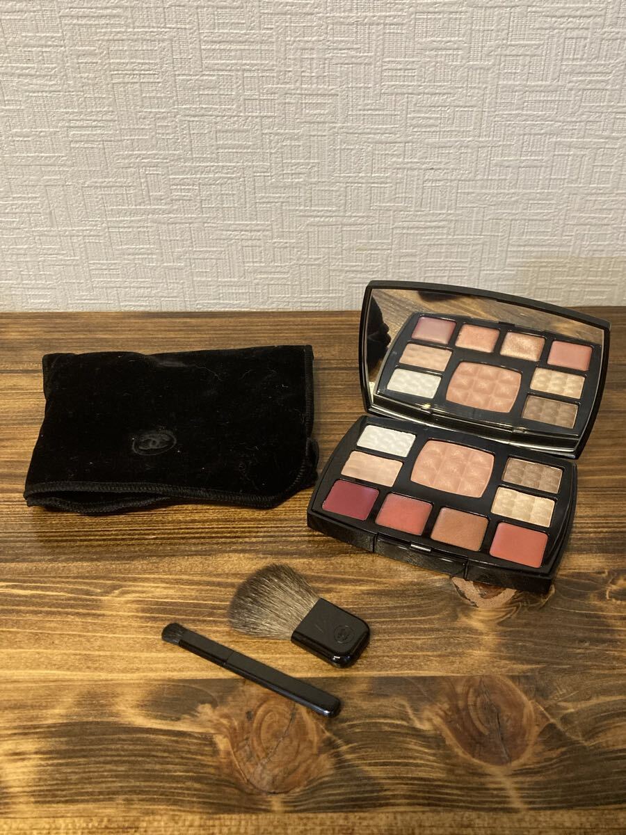 Yahoo!オークション -「シャネル トラベルメイクアップパレット