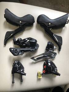 SHIMANO 105コンポーネント 油圧ブレーキ 機械式11速 お急ぎの方、即日発送いたします