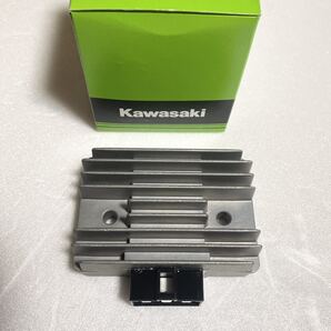 送料無料 カワサキ純正新品 ゼファー400 C1~C5用 レギュレーター レギュレター レクチファイヤー ダイナモ エンジン 282