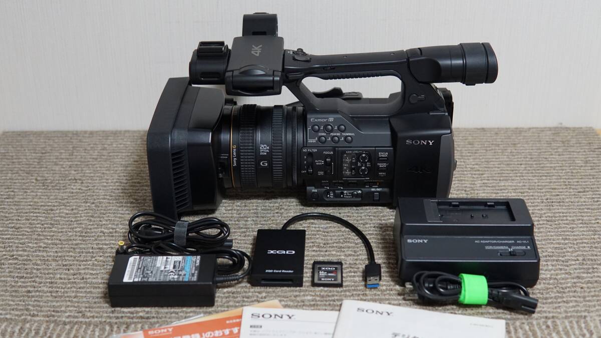 未使用　4Kビデオカメラ SONY製CMOSセンサー搭載　ハンディカメラ 動画への真正性情報の記録に対応、XDCAMハンディカムコーダー