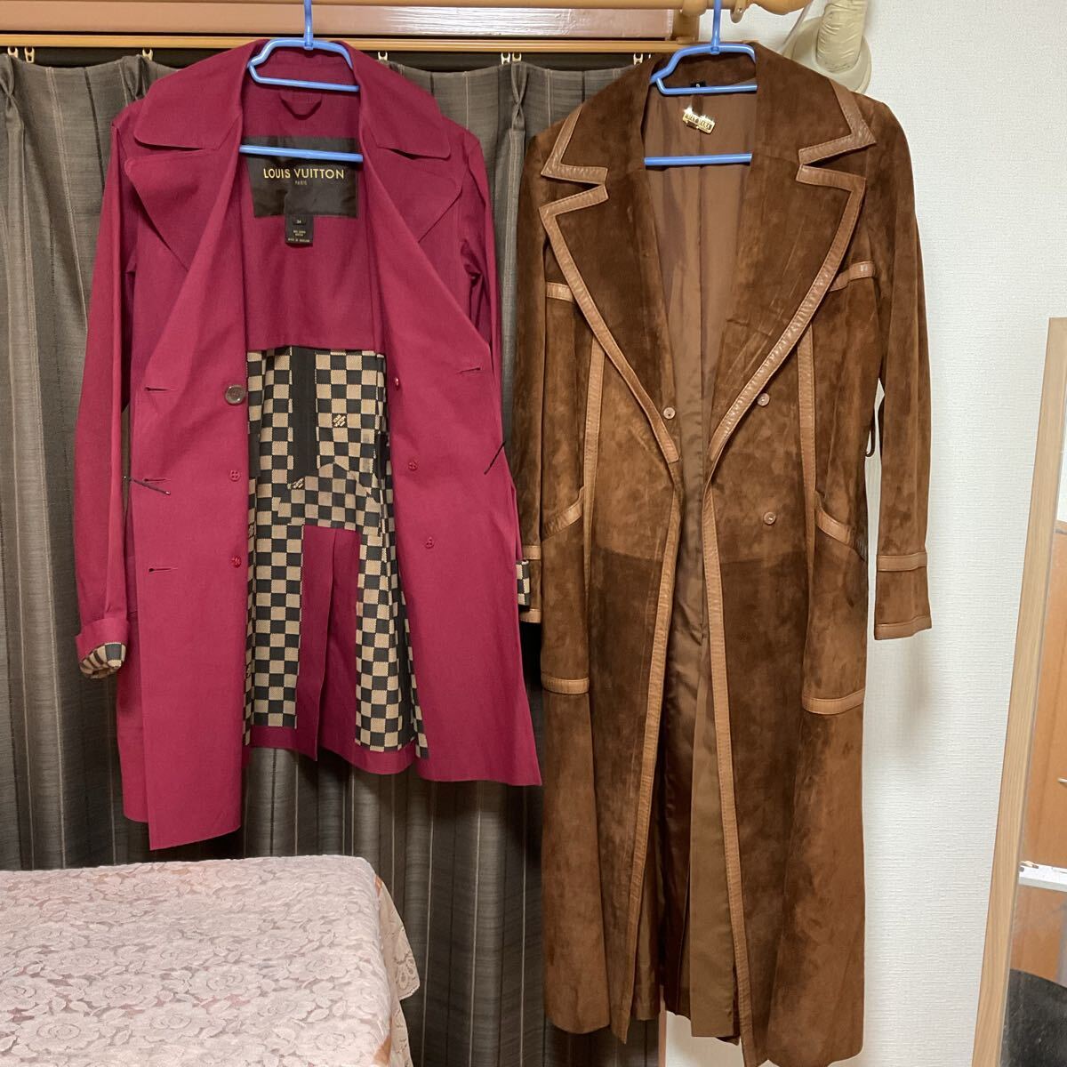 ルイヴィトン コート  マッキントッシュ赤 マッキントッシュ ルイ・ヴィトン コートの服買取の実績｜最新