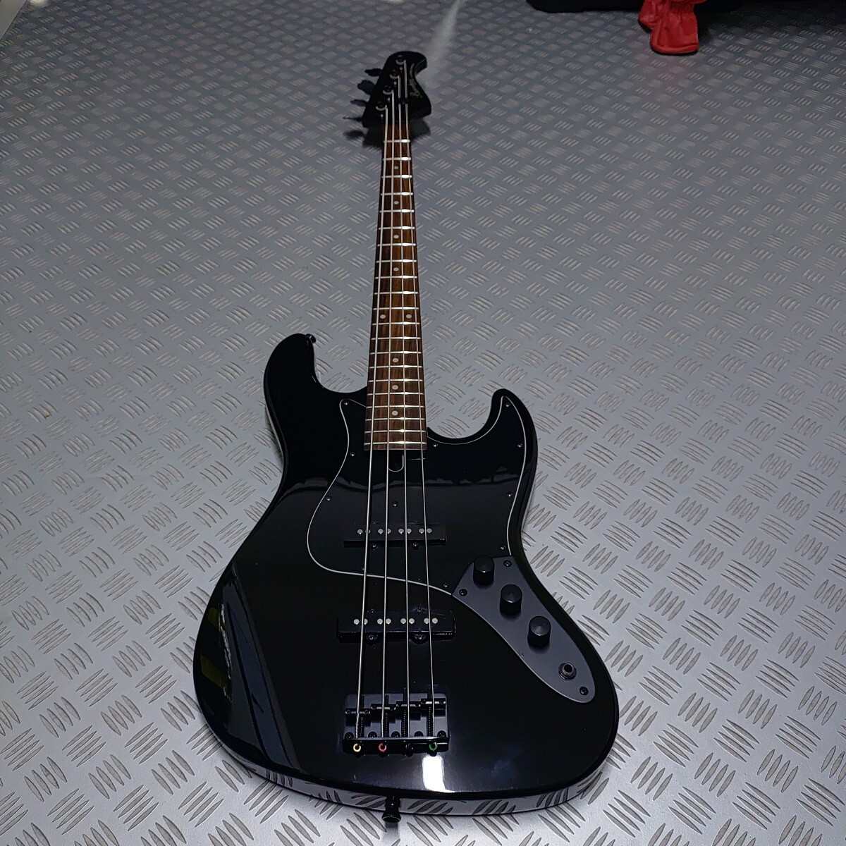 Yahoo!オークション -「all black」(楽器、器材) の落札相場