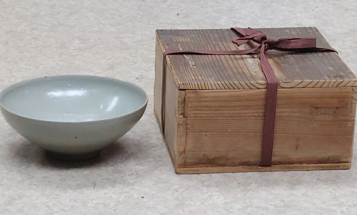 【 李朝金銅碗 】　李朝初期　室町伝来品　木台・桐箱付　　O0805E Yahoo!オークション -李朝(中国、朝鮮半島)の落札相場・落札価格