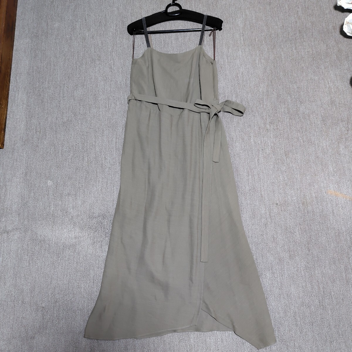 ブルネロ・クチネリ　ノースリーブワンピース ベージュ ブルネロ・クチネリ ノースリーブワンピース ベージュ