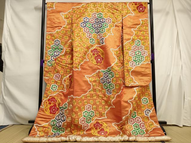 激安！色打掛　正絹「しなやかな生地に豪華な刺繍」 1ai0254000.jpg