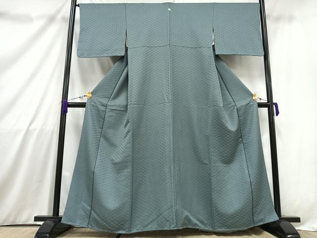 【美品】琉球唐はな織 正絹反物 宮城理枝作 - 優雅で上品な着物生地『匿名発送』 美品】琉球唐はな織 正絹反物 宮城理枝作 - 優雅で上品な着物
