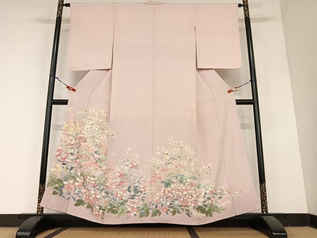 本加賀友禅 村田理栄 落款入 黒留袖 仮絵羽 未仕立て品 正絹 色紙付き 本加賀友禅 村田理栄 落款入 黒留袖 仮絵羽 未仕立て品 正絹