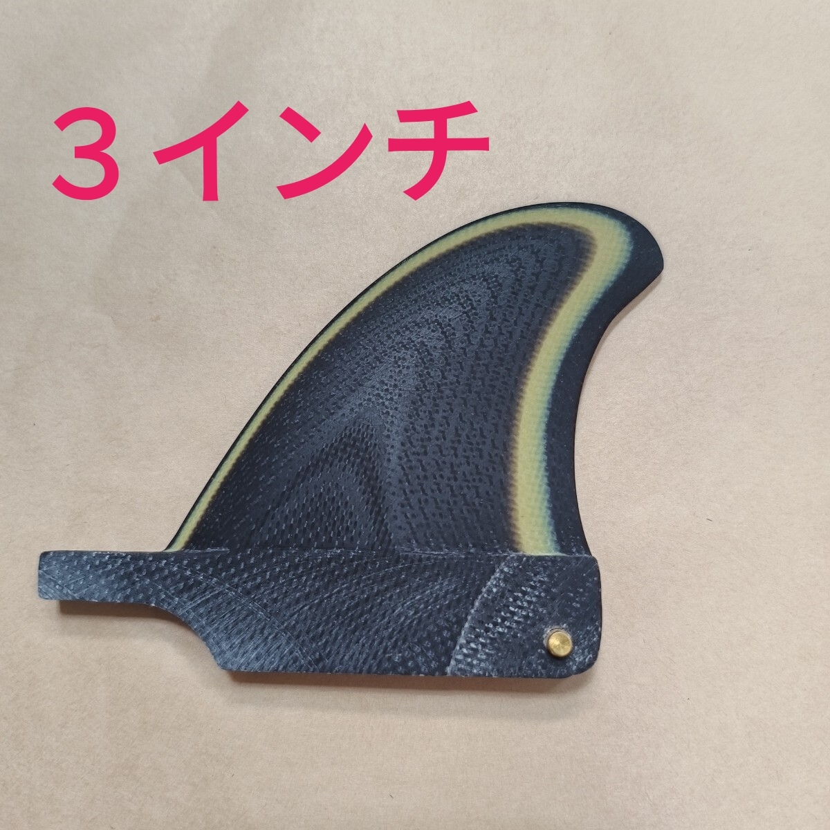 新品未使用シングルフィン9インチ ブルー×レッド、 スクリュー
