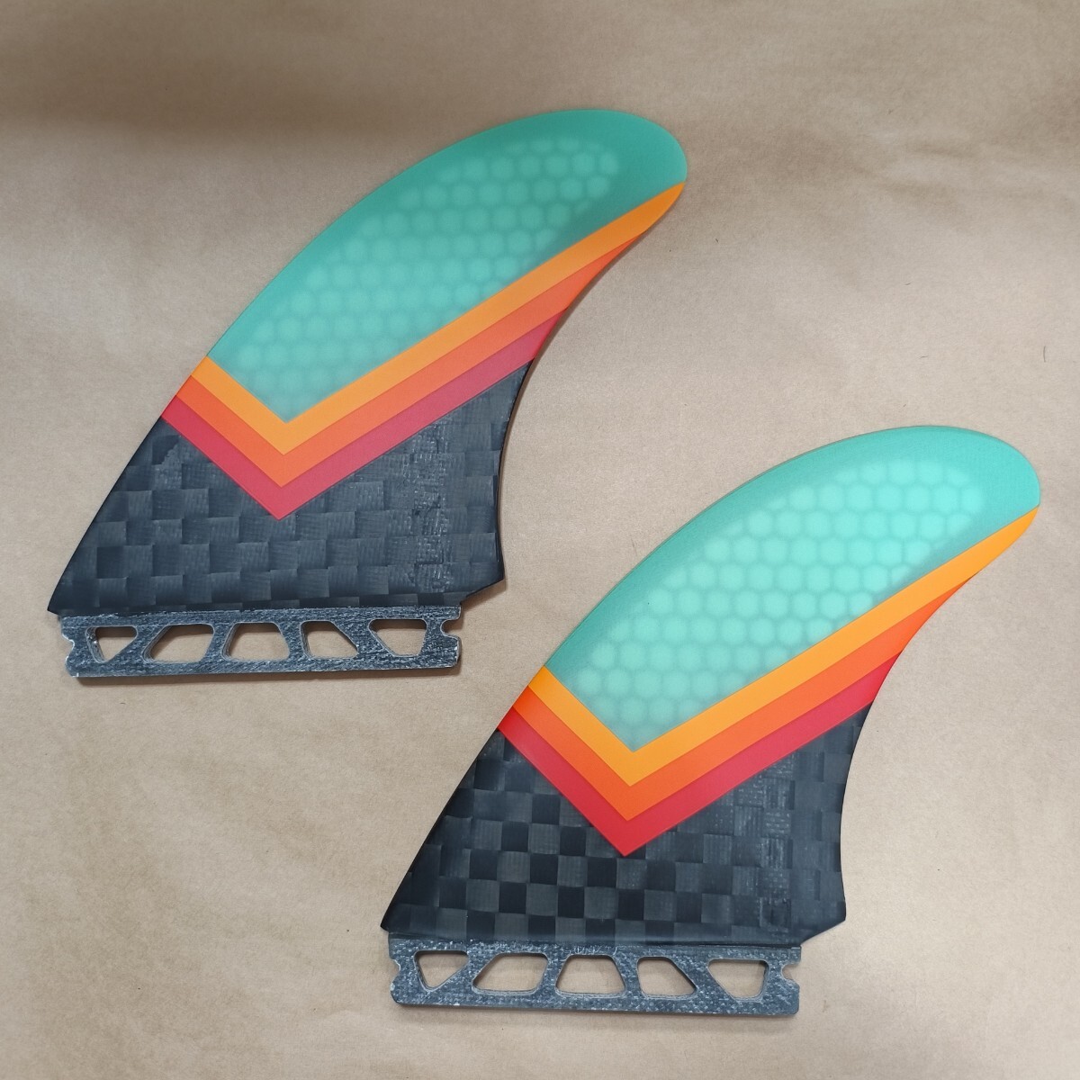 FUTURE FINS トライフィン・ツインフィンセット　未使用品 FUTURE FINS トライフィン・ツインフィンセット 未使用品