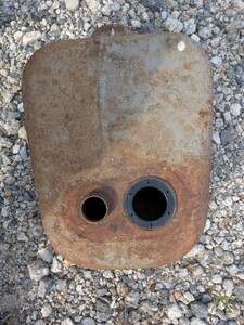 ラビット301から取り外したガソリンタンク