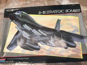 モノグラム 1/72 B-1B 戦略爆撃機 可変翼 MONOGRAM ロックウェル ランサー Revell ドイツレベル Vintage B1B