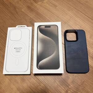 【中古美品】iPhone 15 Pro 256GB ナチュラルチタニウム A3101 国内版 SIMフリー 本体