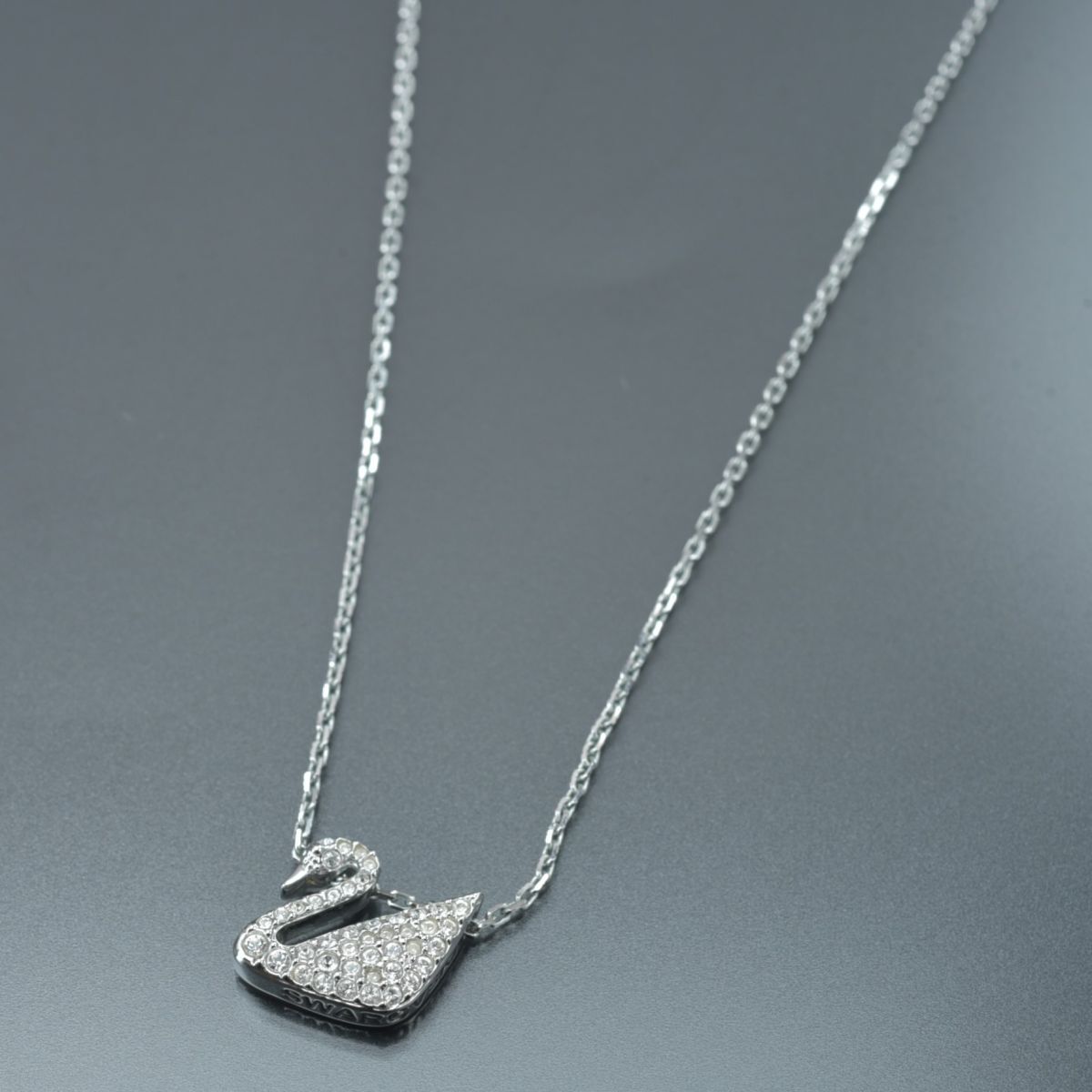 スワロフスキー シルバー クリスタル　スワン 新品 未使用 です。 スワロフスキー⭐️スワン⭐️新品未使用 - メルカリ