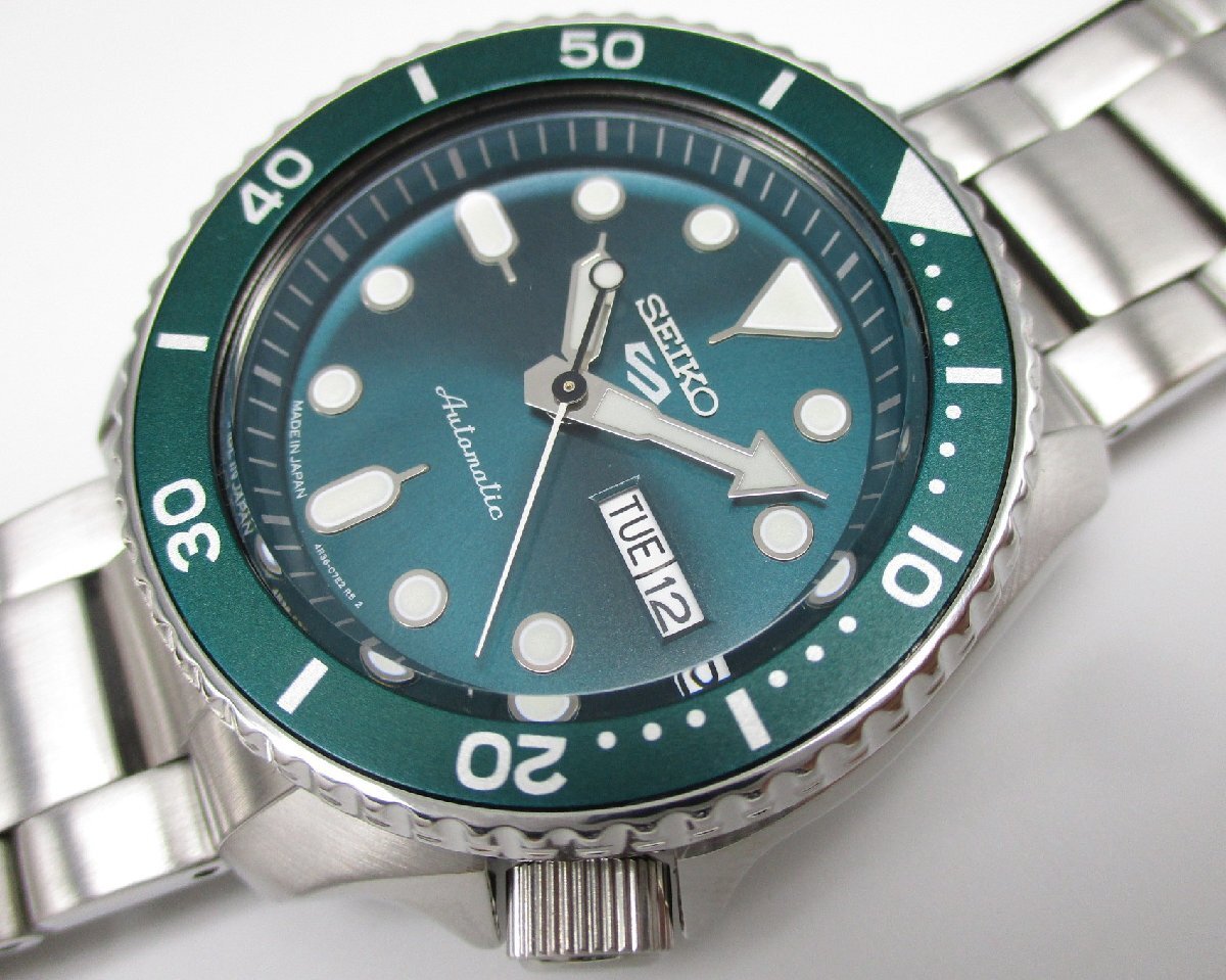 【未使用品】SEIKO 5SPORT　4R36-00G0　自動巻き　稼働　腕時計 未使用品】SEIKO 5 セイコー 4R36-07G0 自動巻き 稼働 腕時計